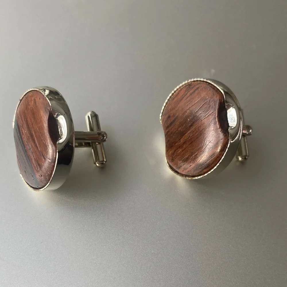 Vintage Brown Wood and Silver Tone Round Cuff Links